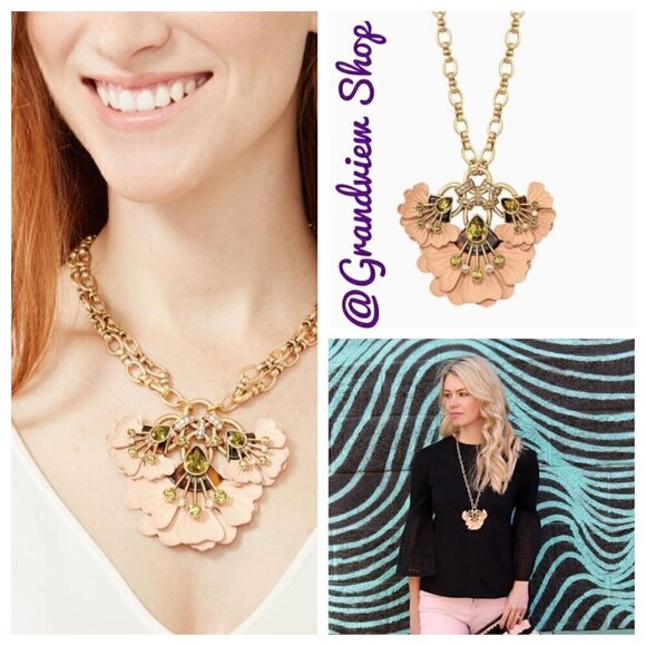 Stella and Dot Rory Statement Pendant Necklace - Picture 1 of 6